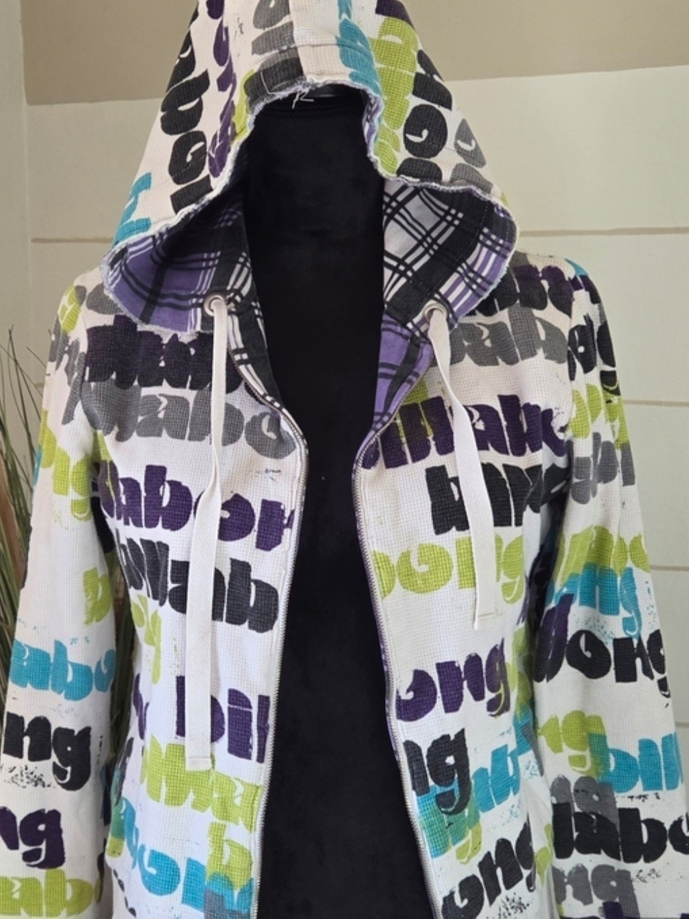 Vintage Billabong Reversible Graffti Purple Plaid Zip Hoodie Skater Y2K
Grunge